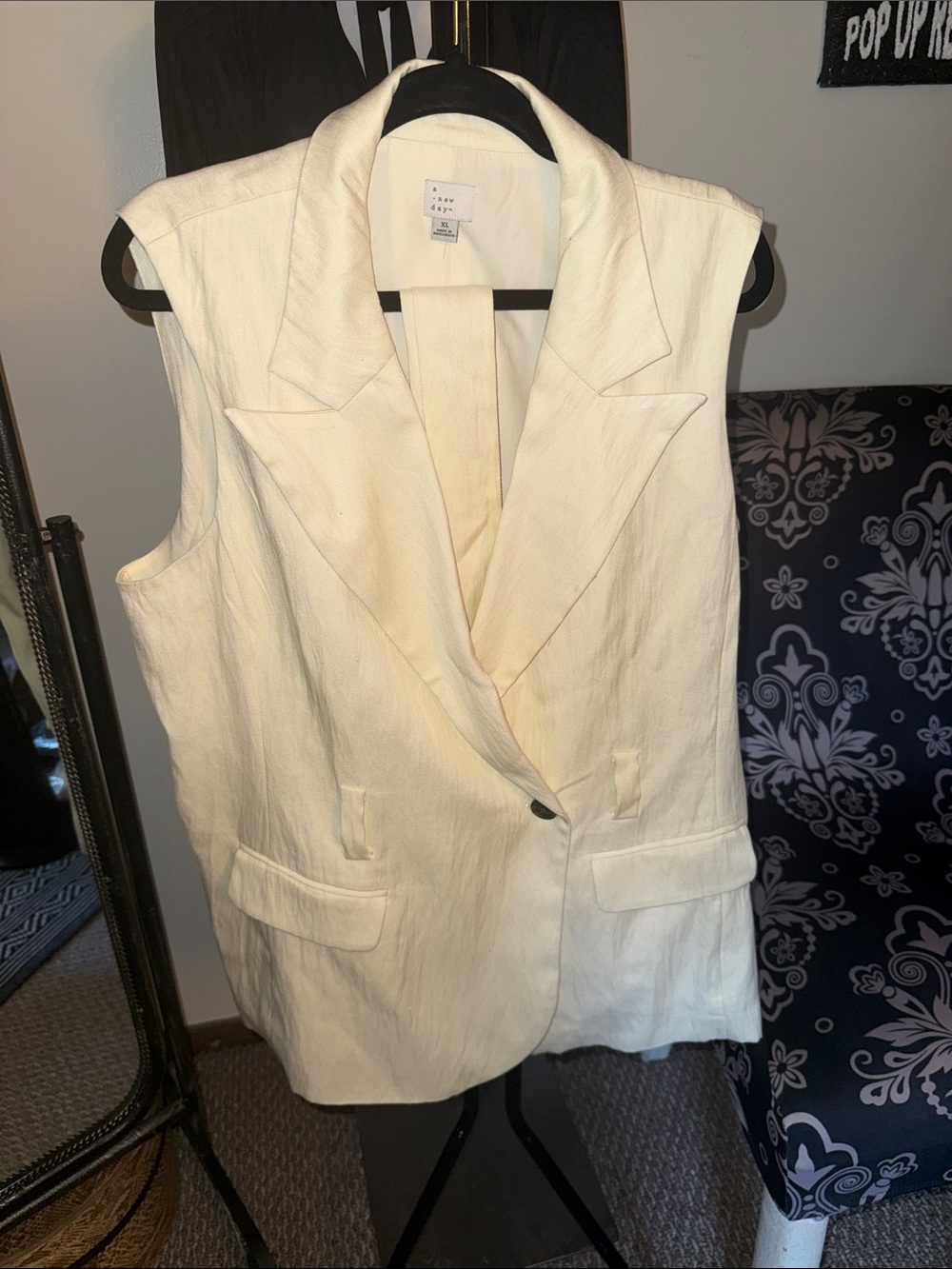 a new day Cream Sleeveless Blazer Vest with Notched Lapel